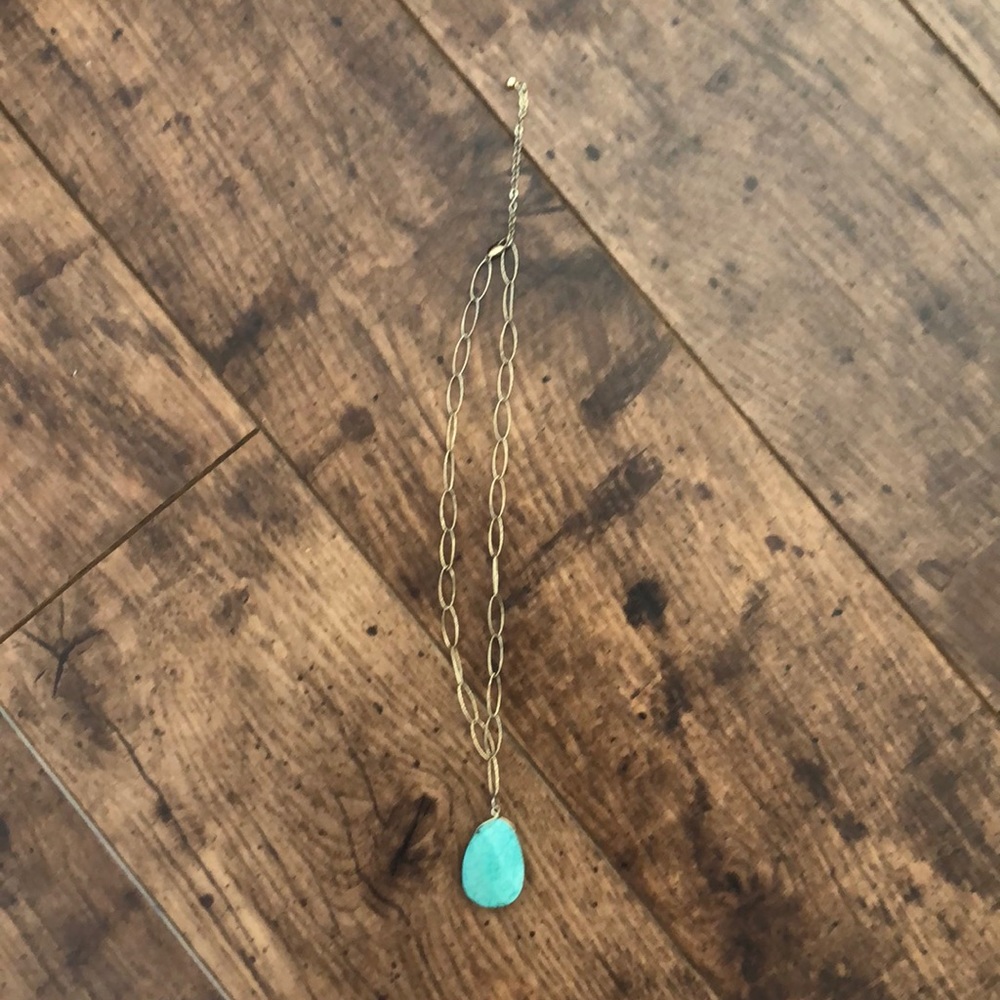 Dainty pendant necklace